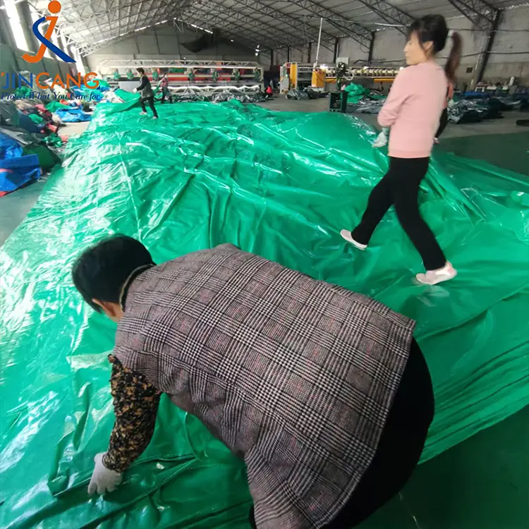 140 г зеленого тарпауліну