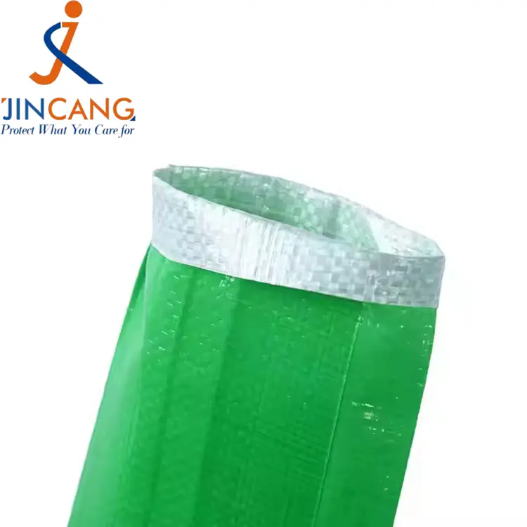 Пеплетена лежала плоским шлангом